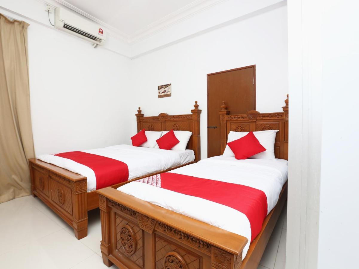 OYO 89435 Nusantara Group Hotel Jertih Exterior foto